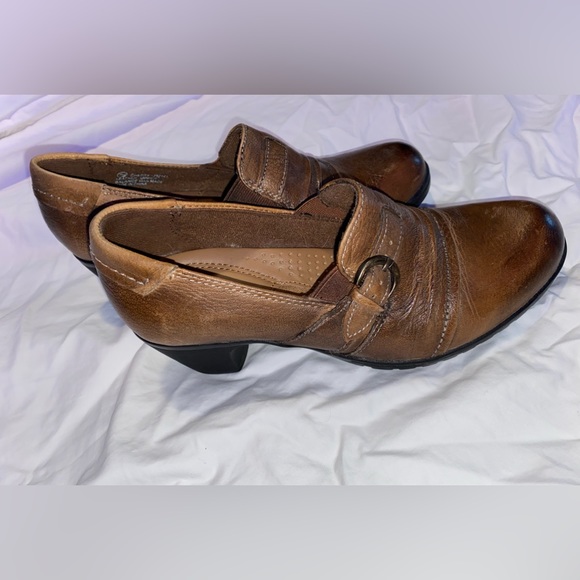 Michel M. leather shoes with buckle, size 7 1/2 - Picture 2 of 6